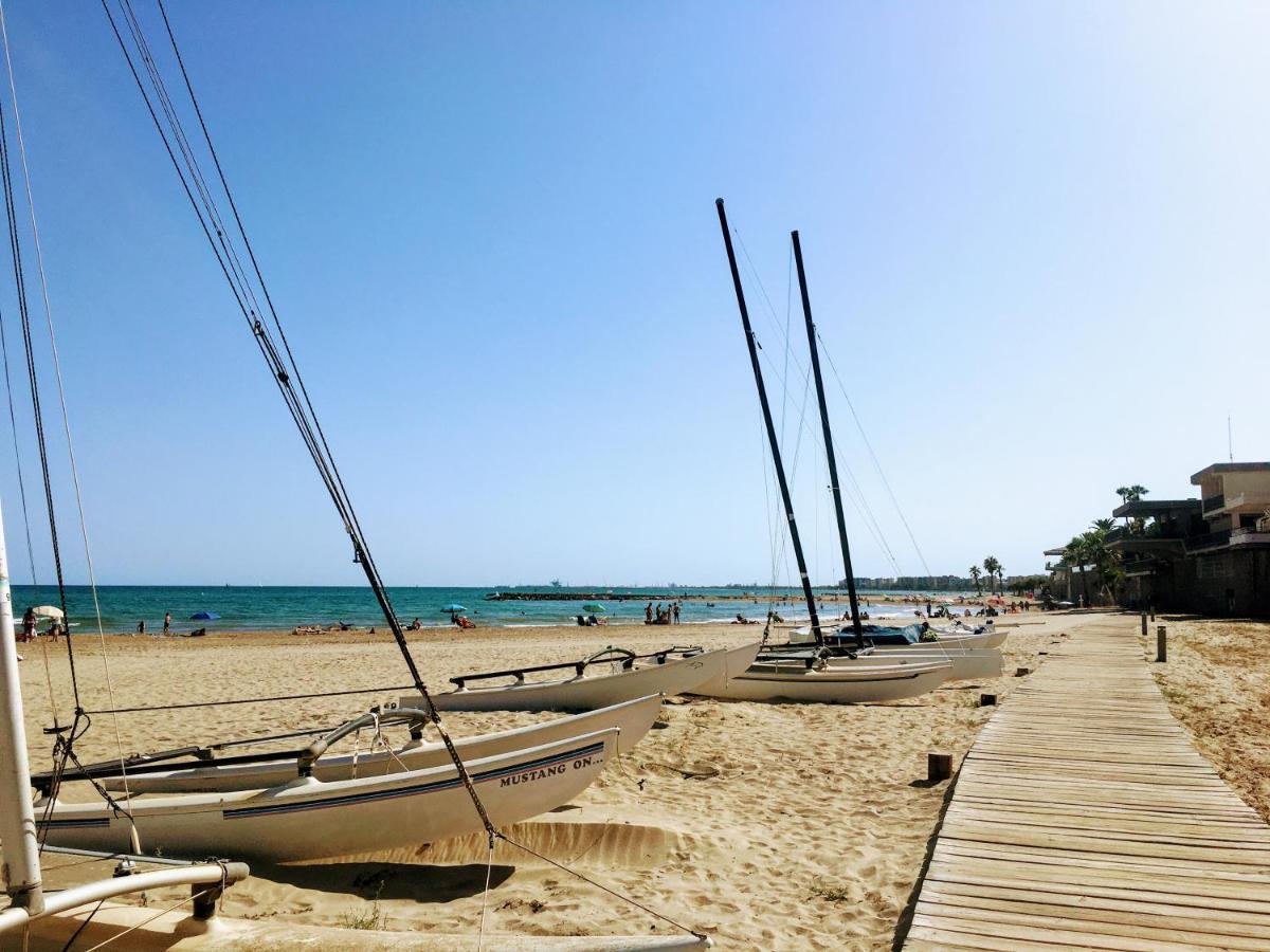 Piso Vacacional Con Piscina En Benicassim Lägenhet Exteriör bild