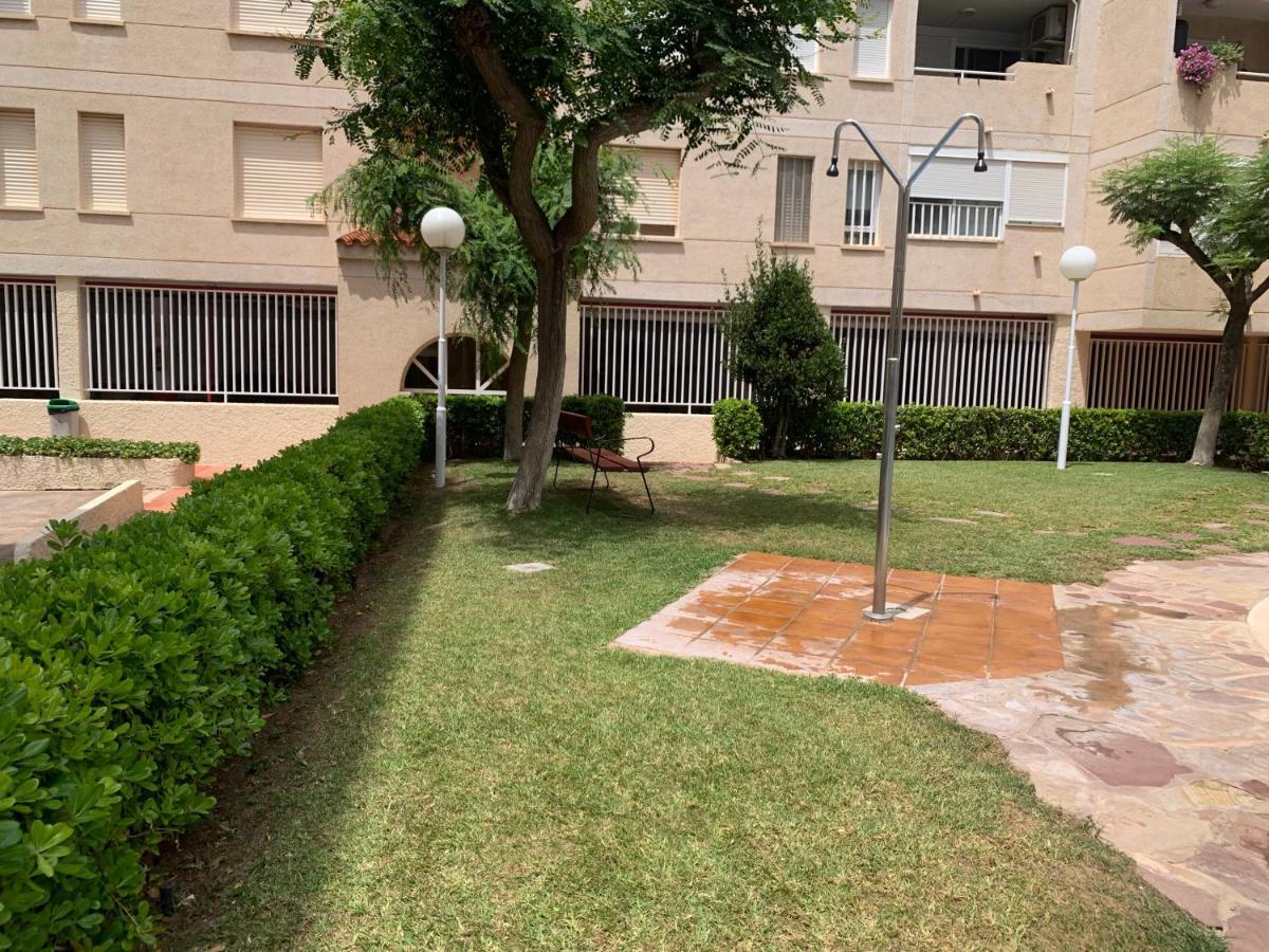 Piso Vacacional Con Piscina En Benicassim Lägenhet Exteriör bild